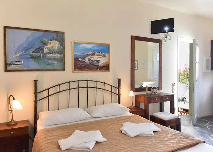 Giannakas * Platis Gialos (Sifnos)