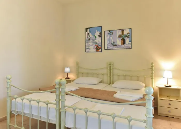 Giannakas * Platis Gialos (Sifnos)