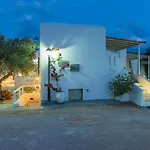 Giannakas Platis Gialos (Sifnos)