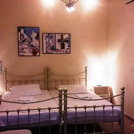 Giannakas Platis Gialos (Sifnos)