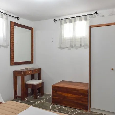 Giannakas * Platis Gialos (Sifnos)