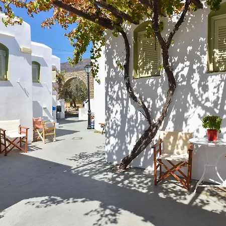 Giannakas * Platis Gialos (Sifnos)