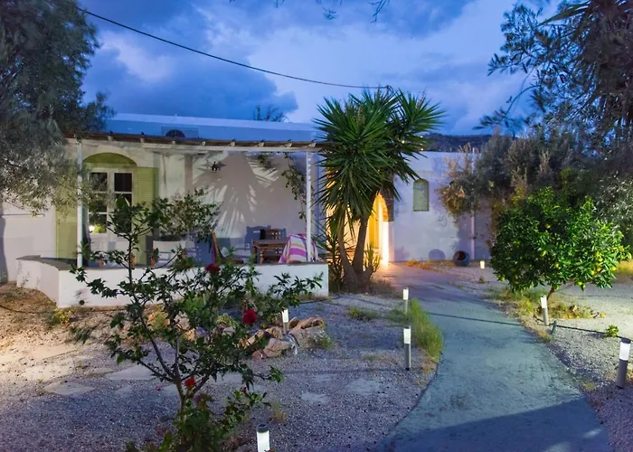 Giannakas Platis Gialos (Sifnos)