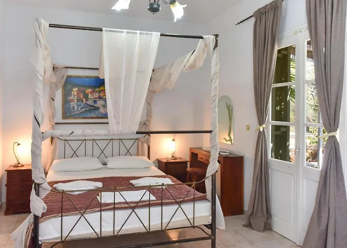 Giannakas * Platis Gialos (Sifnos)